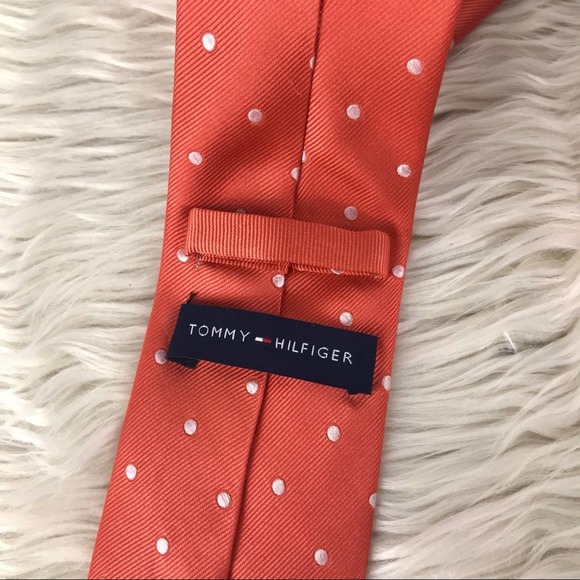 Tommy Hilfiger orange polka dotted 100% silk tie - Picture 4 of 6